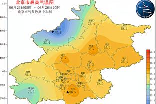 活力十足！威少半场7中4拿到8分和最高9个篮板